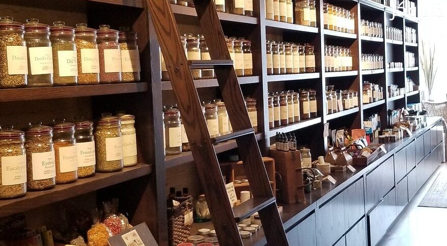 محل عطارة وأعشاب