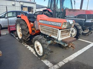 Kubota L2402DT جرار كابوتا