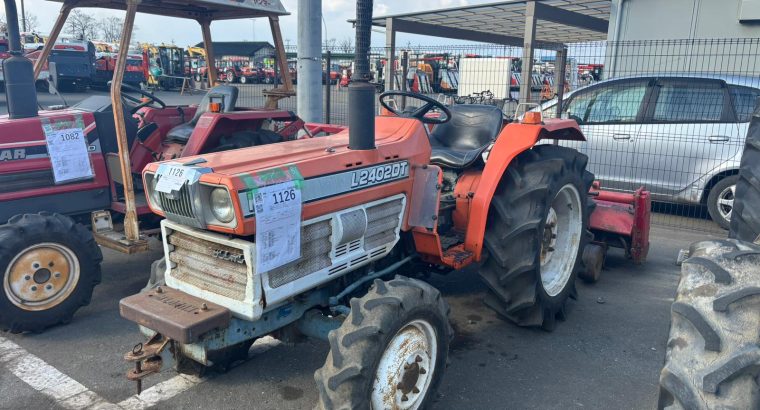 Kubota L2402DT جرار كابوتا