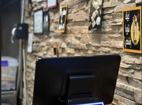 مطعم شاورما للبيع او ضمان الصويفية 400 دينار