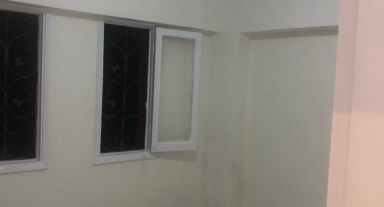 شقة للبيع الحى ال16 بجوار مول مزار  بالشيخ زا