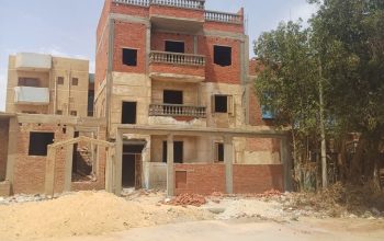 بيت للبيع بحدائق اكتوبر  قريب من الخدمات