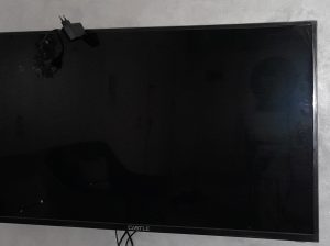 شاشة تلفزيون  LED كاسيل سمارت ٤٣ بوصة جديدة غير مستعملة بالضمان