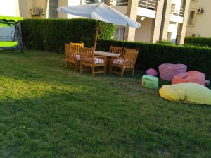 للايجار فى امواج شاليه ارضى