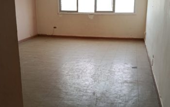 شقة فاخرة للإيجار في أرقى مواقع عمارات أيوب بجوار سفارة الإمارات