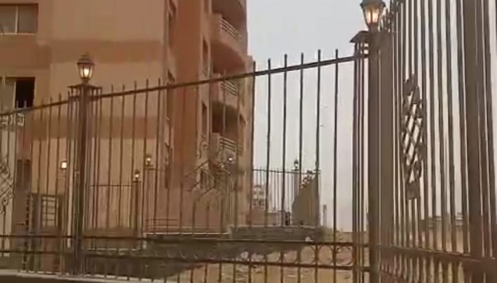 شقة في كومبوند التجاريين التجمع الخامس