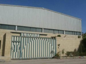 مجمع مصانع  للبيع على مساحة 30000 الف متر رخص