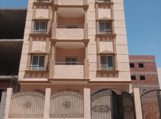 عمارة كامله للبيع بالحى السادس مدينة بدر