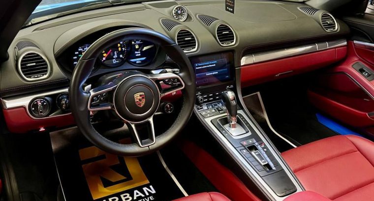 عربيه للبيع Porsche 718 Boxster Roadster