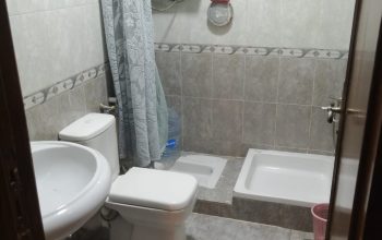 شقة مفروشة بالمعادى بالقاهرة على كورنيش النيل