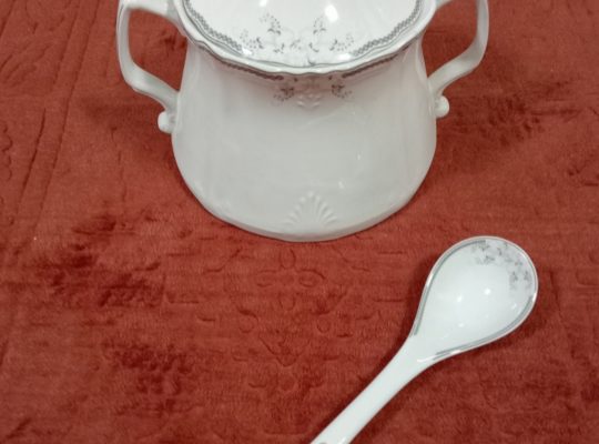 سلطانية بورسلين إماراتي – 3 برطمان زجاج تركي
