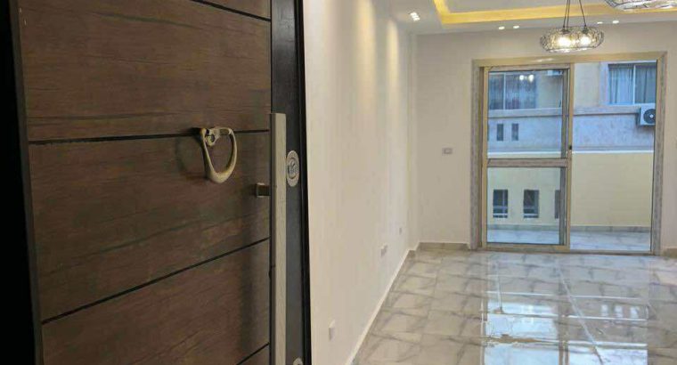 شقة فاخرة للإيجار في كمبوند دجلة بالمز أكتوبر