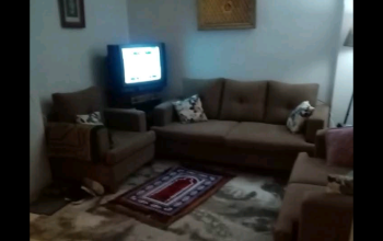 شقه مفروشه بالقوميه تصلح لفرد أو زوجين.