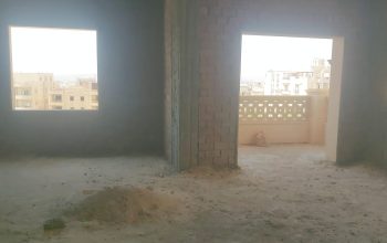 شقة 200 متر بموقع مميز في الحي السابع بالعبور