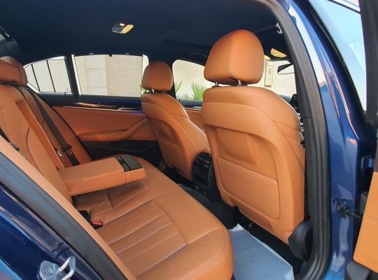 BMW 520 2023 للبيع