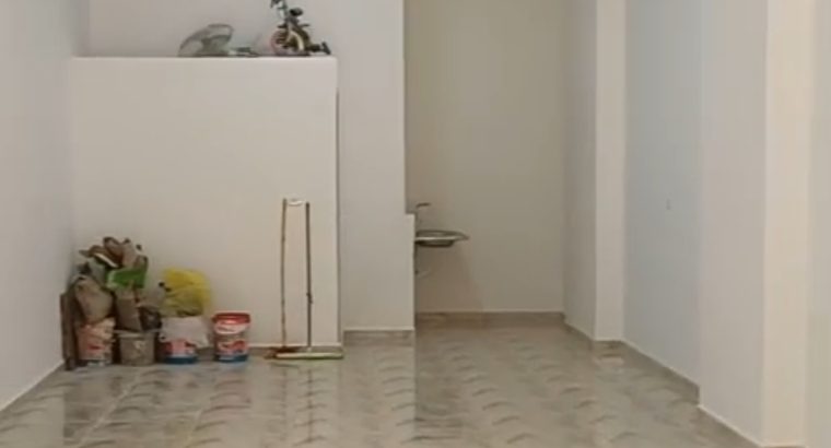 محل للايجار تشطيب سوبر لوكس