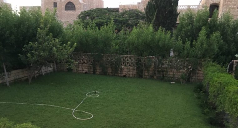 فيلا في قرية الصحفيين