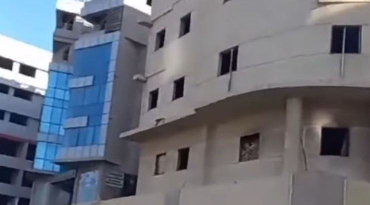 Mall كامل للبيع