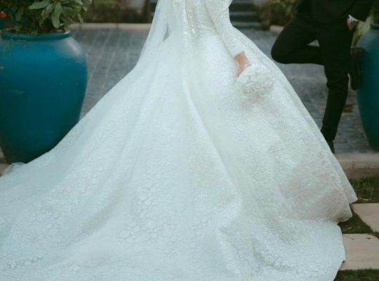 فستان زفاف استعمال مرة واحدة بنفس الحاله