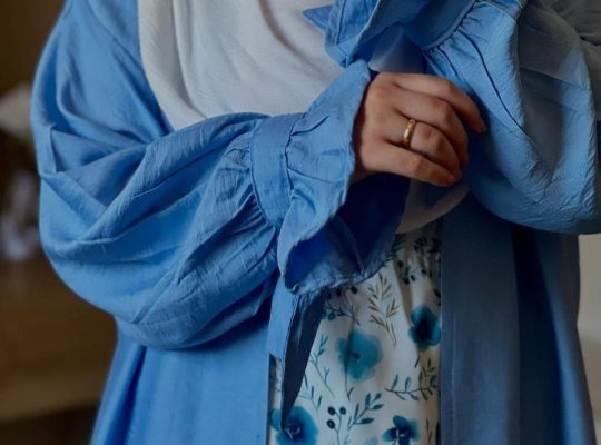 طقم 3 قطع بناتي – جيبة – كاردي – بدي