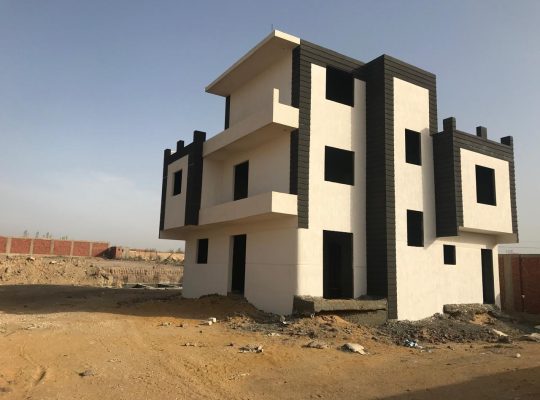 فيلا 150 متر ارضي واول وروف