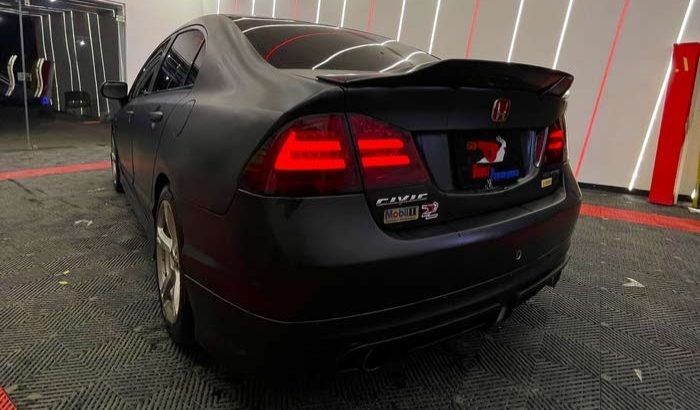 Honda Civic 2009 1800 VTEC R18