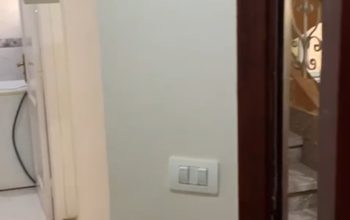 شقه للايجار بعائلي ٣