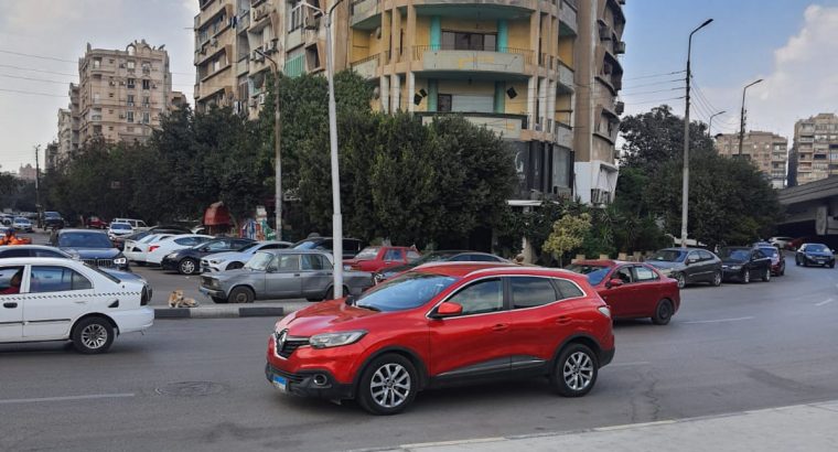 شقة بمصر الجديدة امام ميدان المحكمه