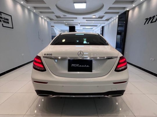 للبيع | Mercedes-Benz E200 AMG – موديل 2020