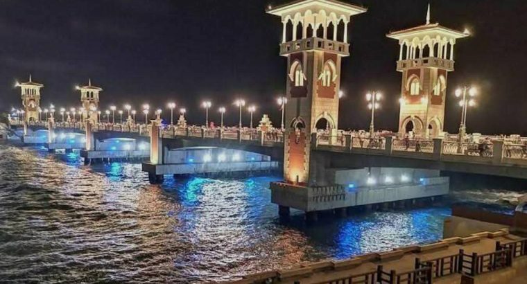 شقه للبيع موقع ممتاز جدا عند كوبرى استانلى