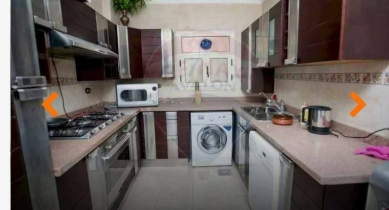 شقه للبيع موقع ممتاز جدا عند كوبرى استانلى