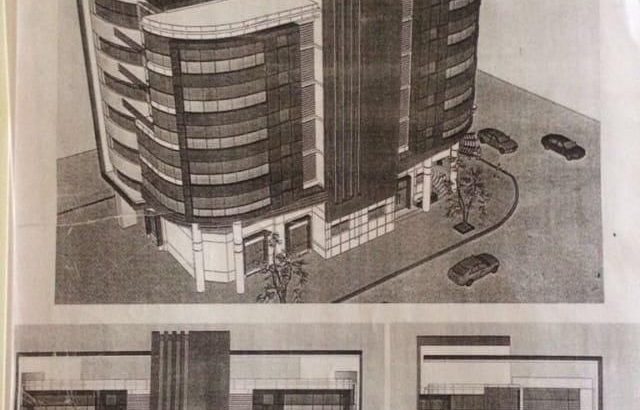 Mall كامل للبيع