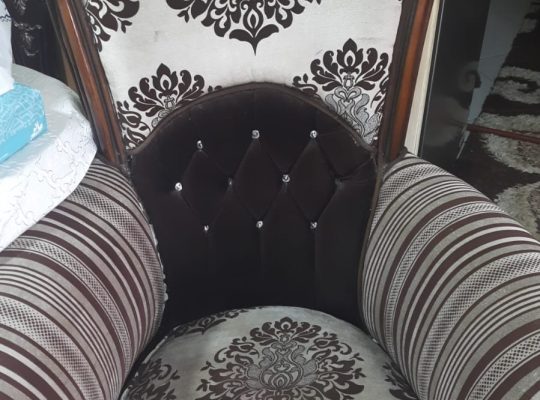 أنتريه وسفرة ٦ كراسى ونيش للبيع