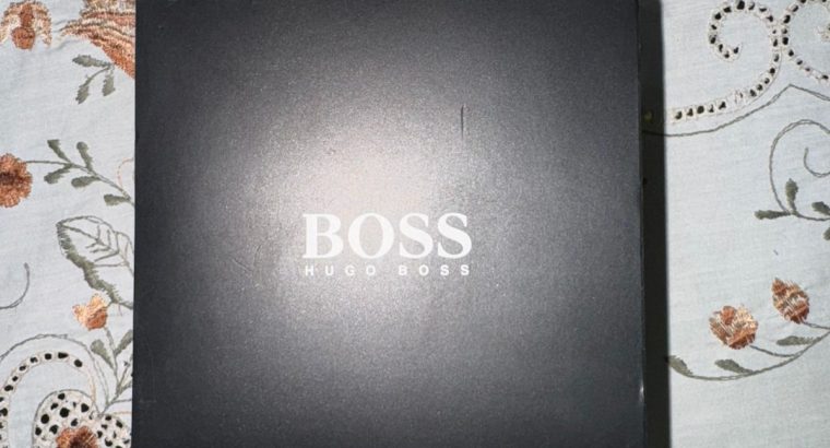 ساعة Boss حريمي