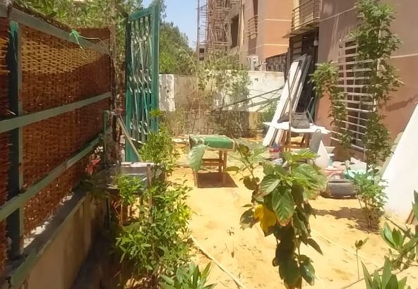 شقة للبيع من المالك أرضي بمدخل خاص