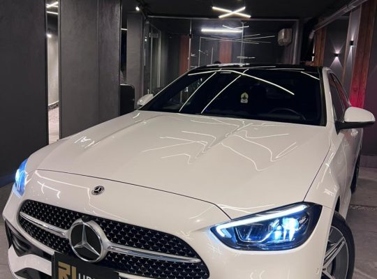 Mercedes C180 AMG – موديل 2023وكيل / عداد 8,