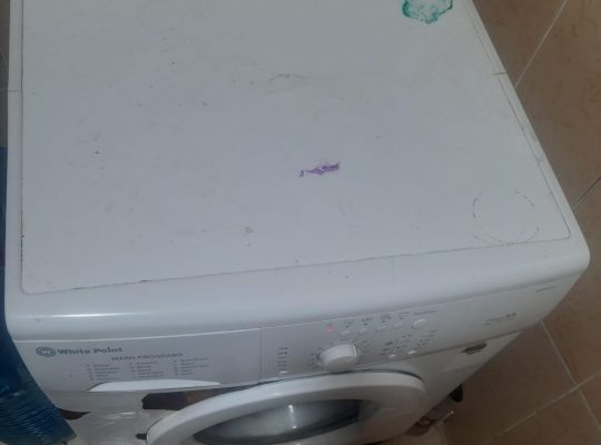 غسالة أوتوماتيك وايت بوينت مستعملة ٧ كجم