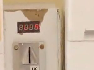 مطلوب جهاز Coin Timer مستعمل لتشغيل غسالة