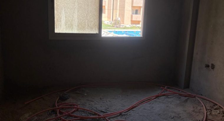 شقة أرضي بجاردن للبيع بكمبوند بارك فيل
