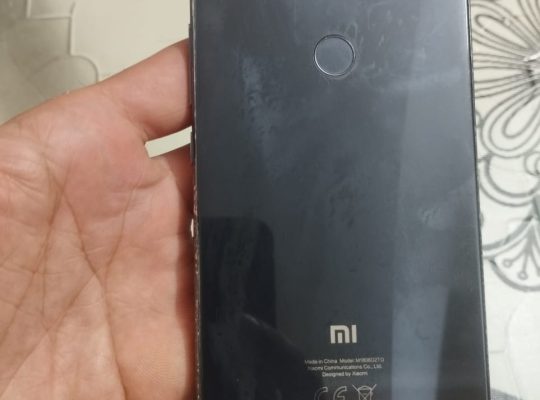 موبيل شاومي مي 8 لايت بحاله متوسطه
