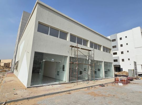 فيلا للبيع بمساحة 4521 قدم مربع