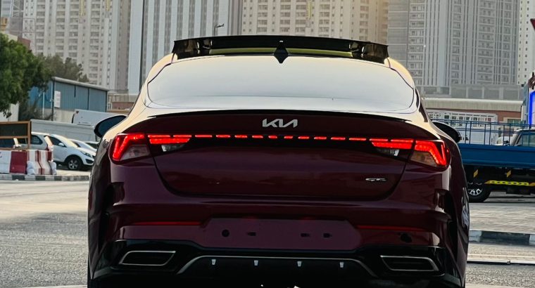 كيا K5 جي تي لاين 2022 حمراء، محرك 1.6 لتر*