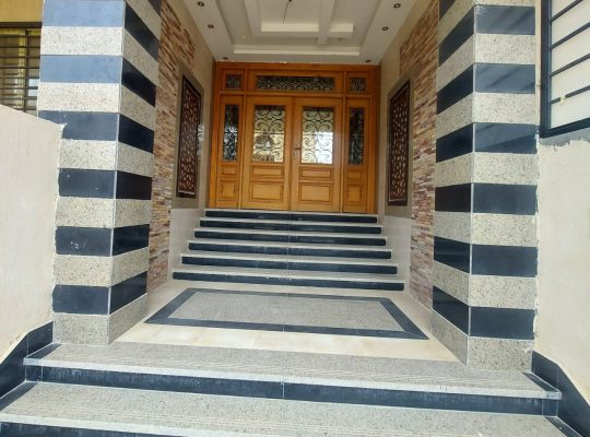 بسعر مميز وبمقدم 1.730.000 امتلك شقة متشطبة ب