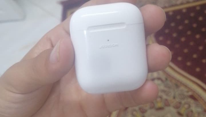 للبيع ايربودز اماراتي
