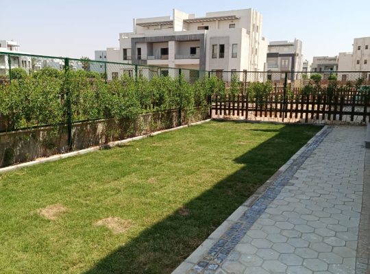 تاون هاوس للايجار بكمبوند وصال