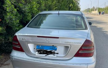 سيارة مرسيدس C180للبيع موديل 2004