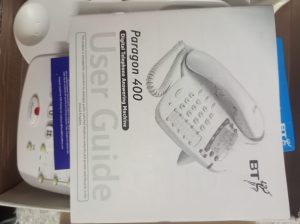 هاتف مكتبي او منزلي