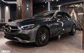 2025 Mercedes C180 Avantgarde Plus Zero