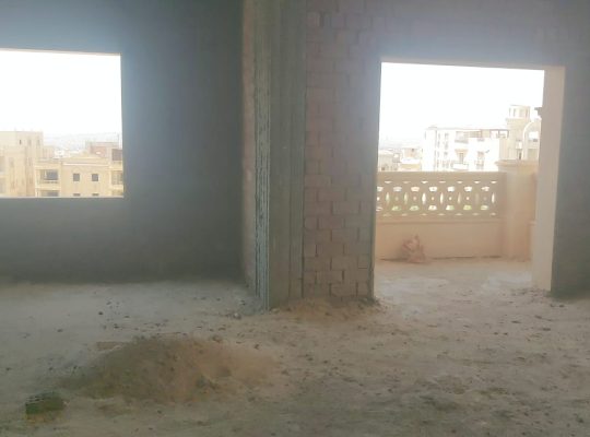 شقة مميزة 200 متر من المالك بالحي السابع عبور