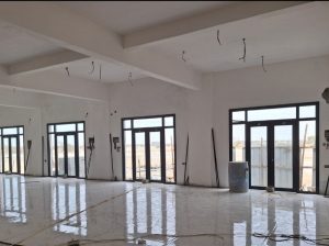 معرض للايجار قريب خزائن بولاية بركاء